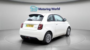 Fiat 500e ACTION