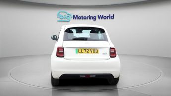 Fiat 500e ACTION