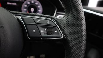 Audi A4 TFSI S LINE BLACK EDITION