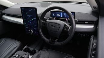 Ford Mustang Mach-E BASE