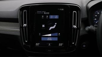 Volvo XC40 RECHARGE T4 R-DESIGN
