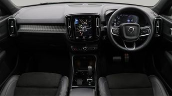 Volvo XC40 RECHARGE T4 R-DESIGN