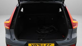 Volvo XC40 RECHARGE T4 R-DESIGN