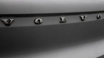 Volvo XC40 RECHARGE T4 R-DESIGN