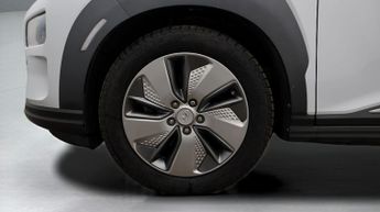 Hyundai KONA PREMIUM SE