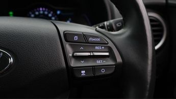 Hyundai KONA PREMIUM SE