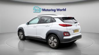 Hyundai KONA PREMIUM SE