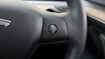 Tesla Model 3 MODEL 3