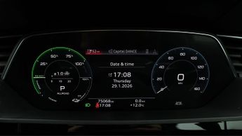 Audi e-tron QUATTRO S LINE