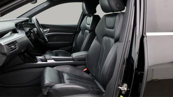 Audi e-tron QUATTRO S LINE