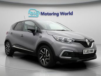 Renault Captur ICONIC TCE