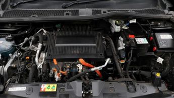 Peugeot E-2008 ALLURE PREMIUM PLUS