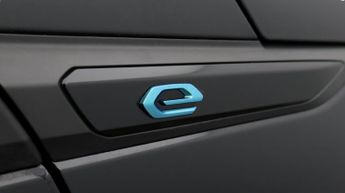 Peugeot E-2008 ALLURE PREMIUM PLUS