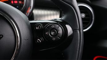 MINI Hatch COOPER EXCLUSIVE