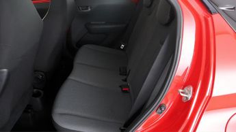 Toyota AYGO VVT-I X-PLAY X-SHIFT TSS