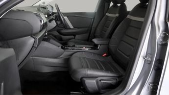 Citroen C4 PURETECH SHINE PLUS S/S EAT8