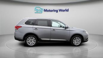 Mitsubishi Outlander EXCEED