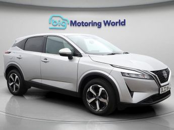 Nissan Qashqai DIG-T N-CONNECTA DCT