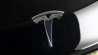 Tesla Model Y BASE