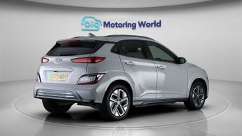 Hyundai KONA PREMIUM