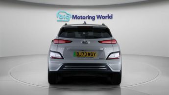 Hyundai KONA PREMIUM