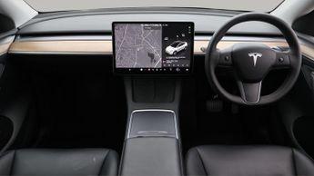Tesla Model Y BASE