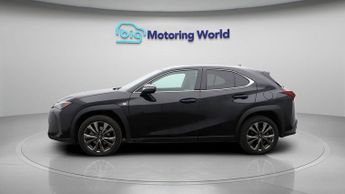 Lexus UX 250H F SPORT DESIGN