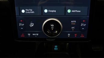 Ford Mustang Mach-E BASE