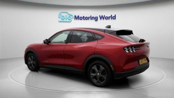 Ford Mustang Mach-E BASE