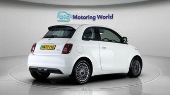 Fiat 500e STANDARD