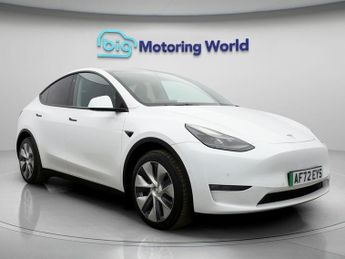 Tesla Model Y LONG RANGE AWD