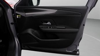 Vauxhall Mokka Electric SRI PREMIUM