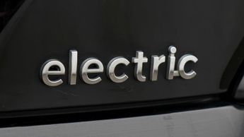 Hyundai KONA PREMIUM