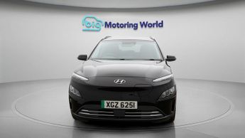 Hyundai KONA PREMIUM