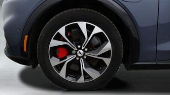 Ford Mustang Mach-E BASE