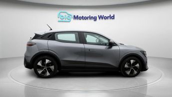 Renault Megane E-Tech EQUILIBRE