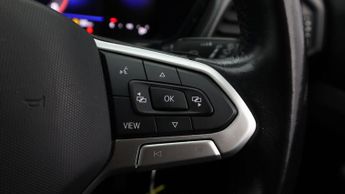 Volkswagen T-Cross SE TSI DSG