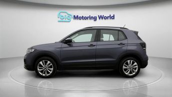 Volkswagen T-Cross SE TSI DSG