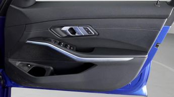 BMW 3 Series 330E M SPORT