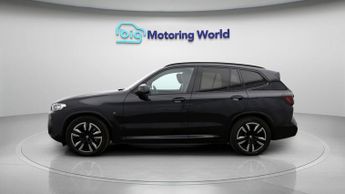 BMW iX3 M SPORT