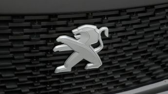 Peugeot E-2008 GT