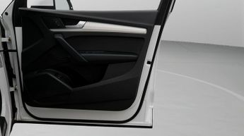 Audi Q5 TFSI E S LINE QUATTRO