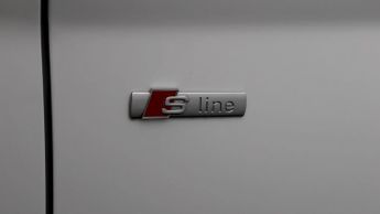 Audi Q5 TFSI E S LINE QUATTRO