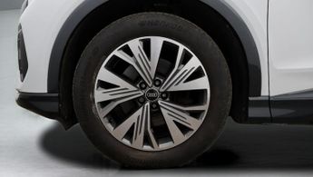 Audi Q4 e-tron SPORT