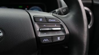 Hyundai KONA PREMIUM