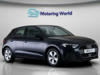 Audi A1 SPORTBACK TFSI SE