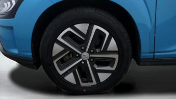 Hyundai KONA PREMIUM