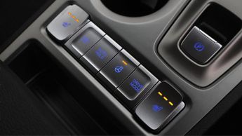 Hyundai KONA PREMIUM