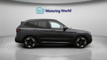 BMW iX3 M SPORT PRO