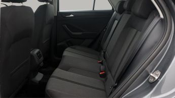 Volkswagen T-Roc LIFE TSI DSG